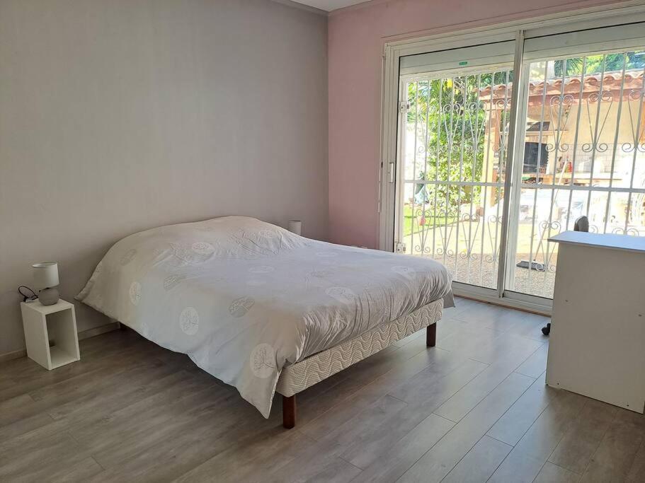 Le Ces-Spacieuse Maison - Wifi Jardin - Parking Gratuit - 15Min Des Plages Beziers Exterior photo